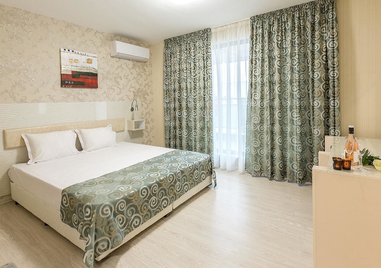 Отель Hotel Capri Пловдив-15