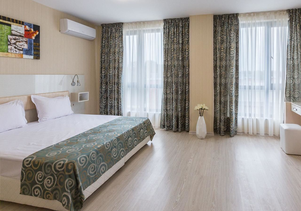 Отель Hotel Capri Пловдив-22