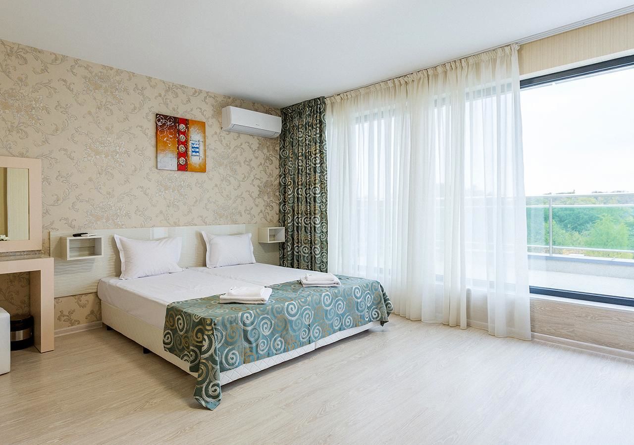 Отель Hotel Capri Пловдив-28